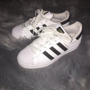 Adidas superstar